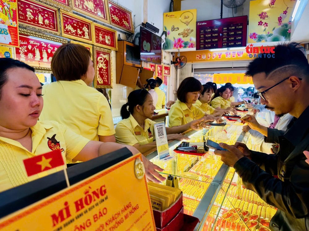 3- vàng.jpg