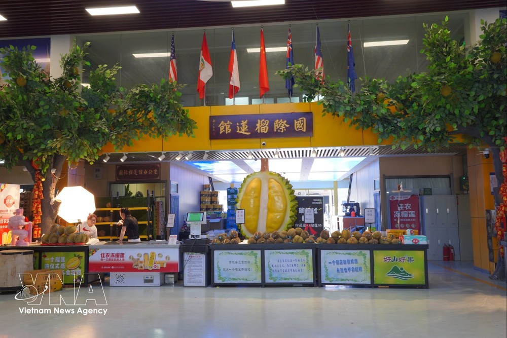 vnanet_cua-hang-sau-rieng-viet-n.jpg