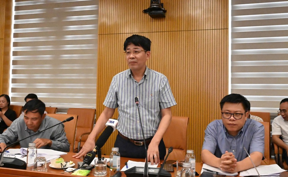 2026年9月16日，土地管理局副局长梅文奋回答《西贡解放报》记者提问。图：清茶。