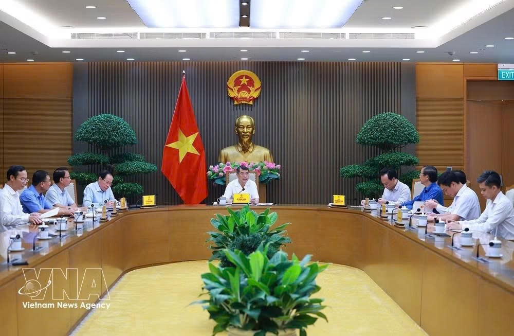 thu-tuong-chu-tri-hop-ve-phat-trien-giao-duc-va-dao-tao-2.jpg