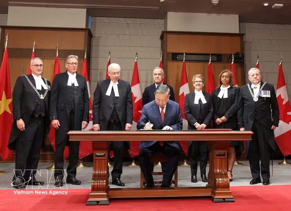 thu-tuong-canada-mark-carney-don-hoi-dam-voi-tong-bi-thu-chu-tich-nuoc-to-lam-3.jpg
