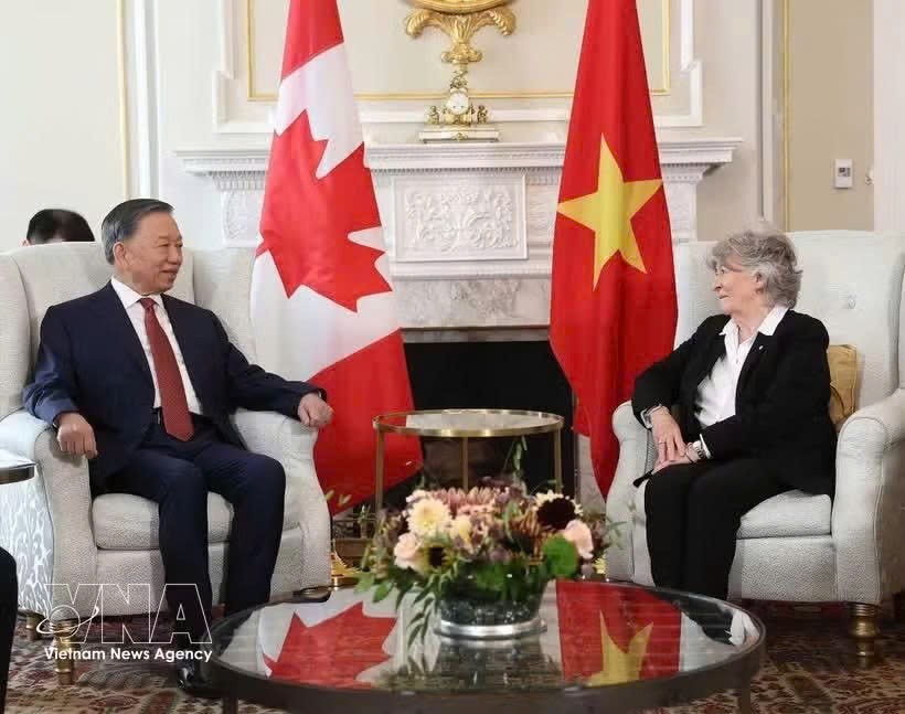 le-don-tong-bi-thu-chu-tich-nuoc-to-lam-tham-cap-nha-nuoc-toi-canada.jpg