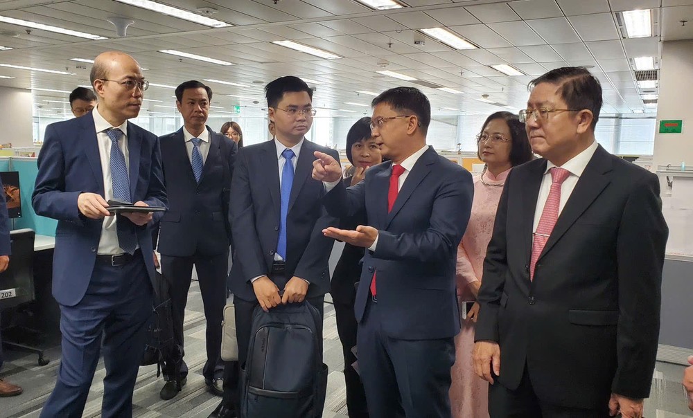 3-1-pct-nguyen-manh-cuong-4569-2330.jpg.jpg