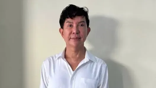 嫌疑人丁龙日（歌手龙日）被捕时的照片。图:公安机关