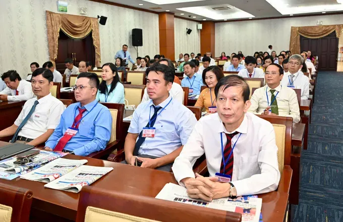 3-Các đại biểu dự đại hội.jpg