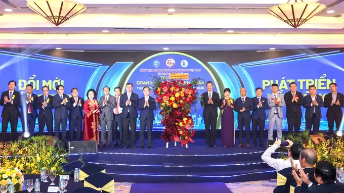 dn-9595-1980.jpg