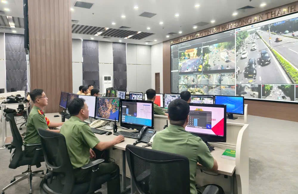 Trung tâm chỉ huy Công an TPHCM là đầu mối tiếp nhận, điều phối lực lượng.jpg