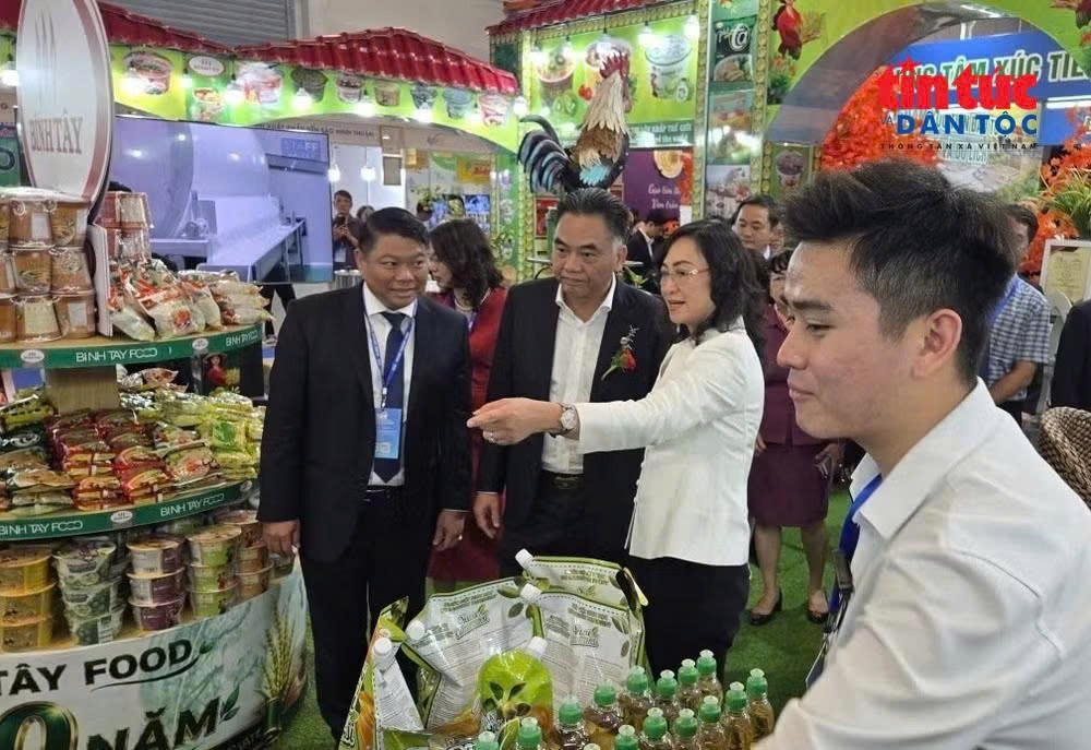3-Bà Phan Thị Thắng, Thứ trưởng Bộ Công Thương.jpg