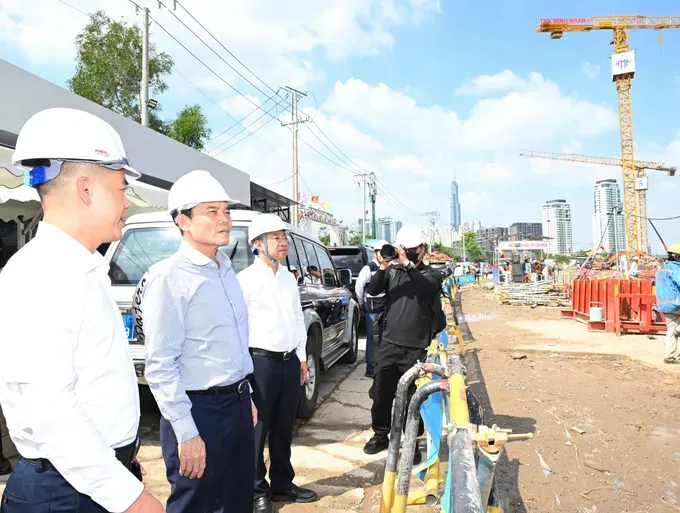1- Bí thư Thành ủy TPHCM Trần Lưu Quang .jpg