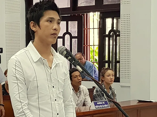 Bóp cổ mẹ ruột đến chết sau khi sử dụng ma túy đá ảnh 1