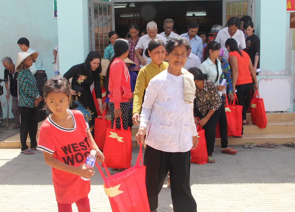 Bí thư Thành ủy TPHCM dự Ngày hội Đại đoàn kết toàn dân tộc tại Trà Vinh ảnh 8