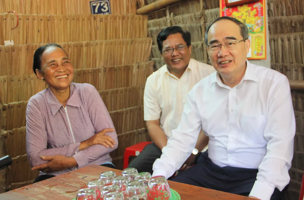 Bí thư Thành ủy TPHCM dự Ngày hội Đại đoàn kết toàn dân tộc tại Trà Vinh ảnh 4