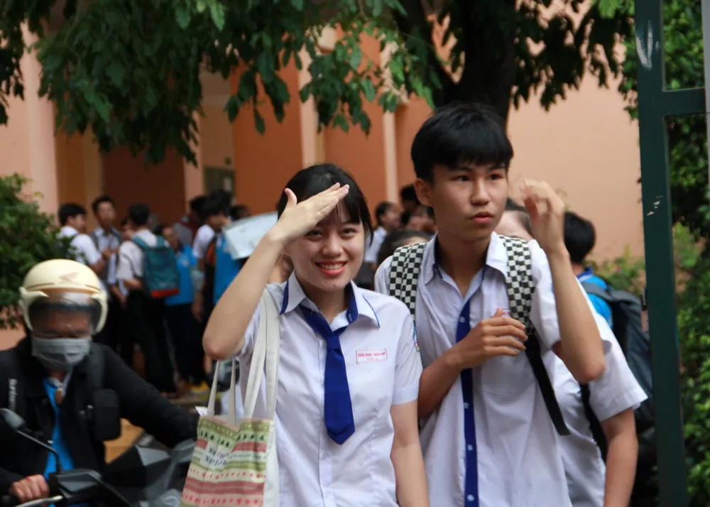 TPHCM: Đề thi môn Toán nhẹ nhàng, không gây áp lực với thí sinh  ảnh 3