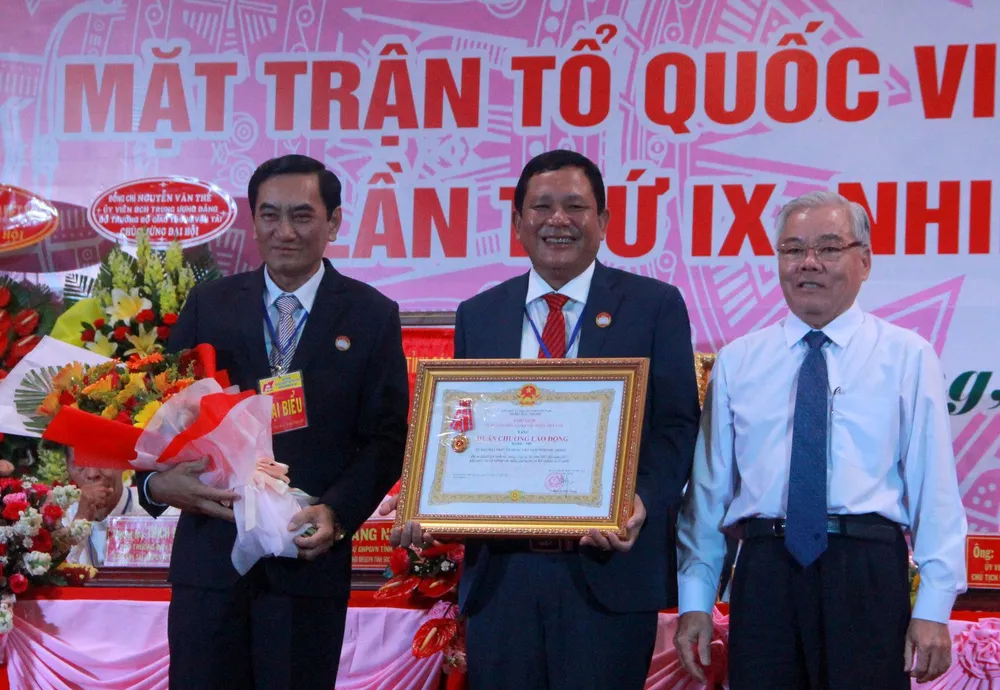 Ông Dương Sà Kha tái đắc cử Chủ tịch Ủy ban MTTQVN tỉnh Sóc Trăng ảnh 1