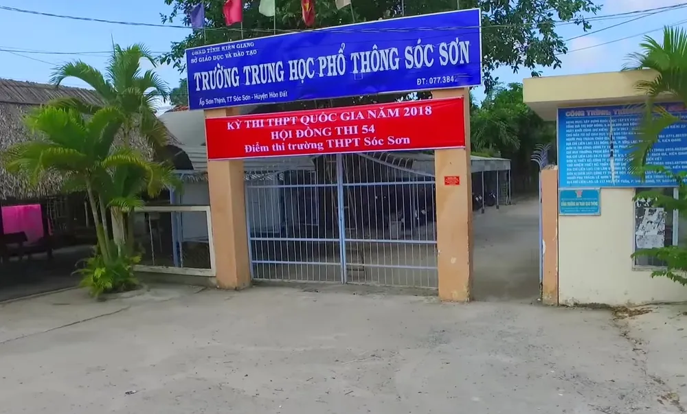 Trường THPT Sóc Sơn (Hòn Đất, Kiên Giang) nơi ông Chính công tác trước đó