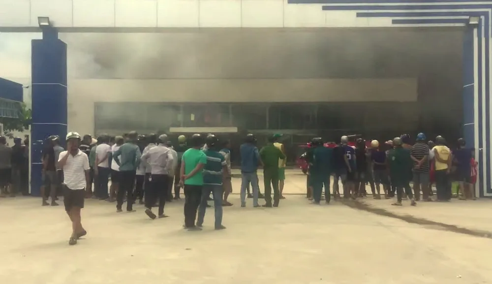 Sau vụ cháy 10.000 m2 nhà xưởng: Sẽ đảm bảo lương, thưởng cho công nhân May Nhà Bè Sóc Trăng ảnh 3