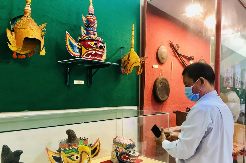 Triển lãm ảnh “Đảng Cộng sản Việt Nam – Những dấu ấn lịch sử” ảnh 3