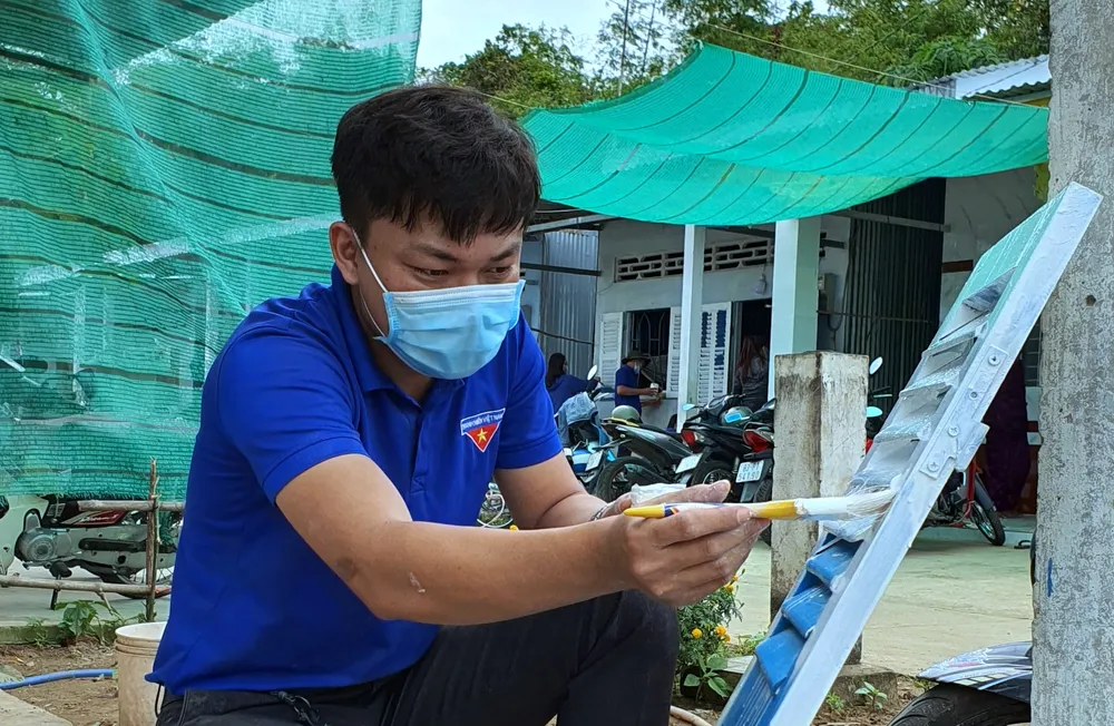 Lung linh “Sắc màu phum sóc” ảnh 4