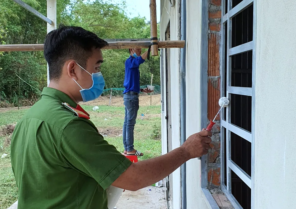 Lung linh “Sắc màu phum sóc” ảnh 6