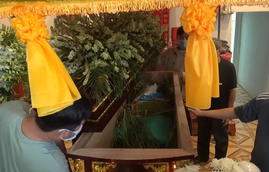 Khởi tố người phụ nữ tổ chức đám tang giả  ảnh 2