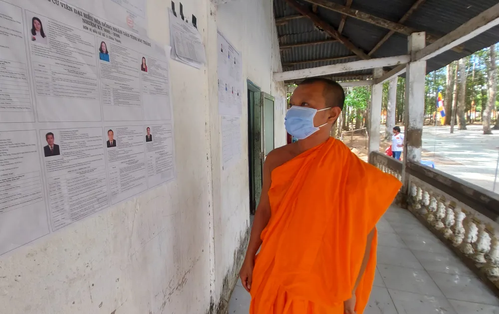 Phum sóc rộn ràng hướng về Ngày hội bầu cử ảnh 2