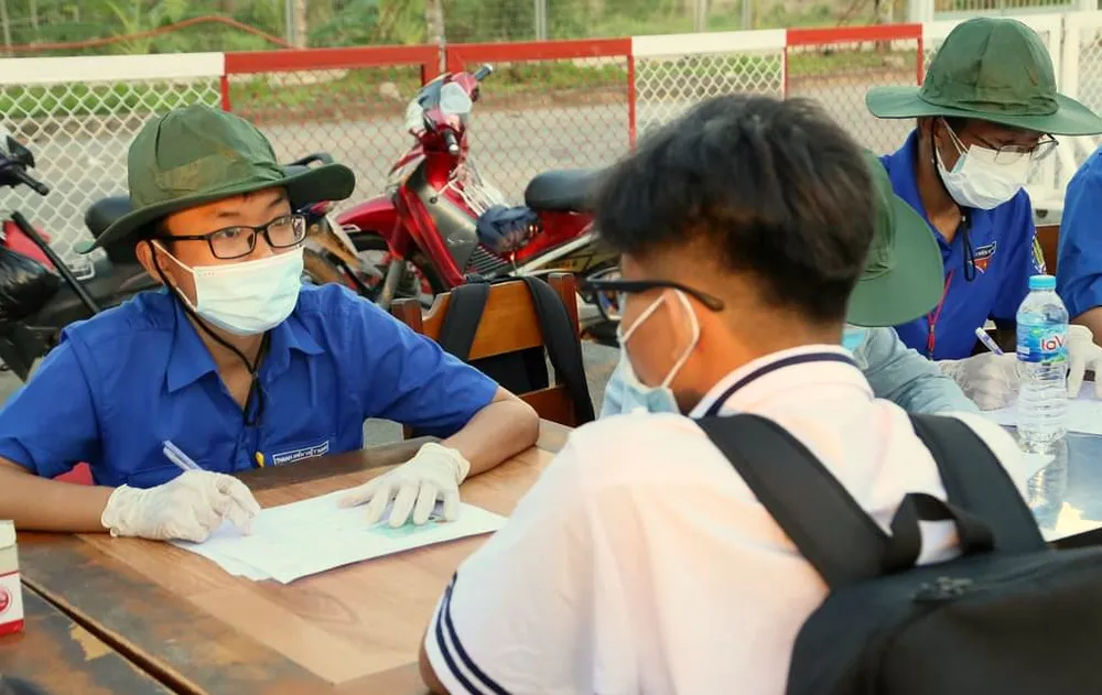 Tăng cường kiểm soát dòng người đổ về ĐBSCL ảnh 2