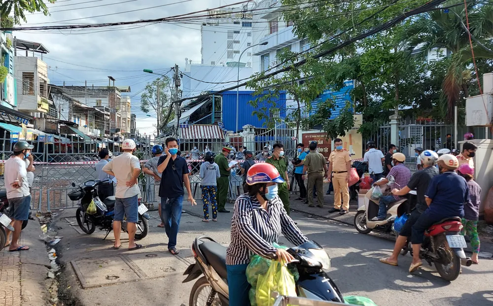 Cần Thơ thực hiện giãn cách xã hội toàn thành phố từ 0 giờ ngày 12-7 ảnh 3