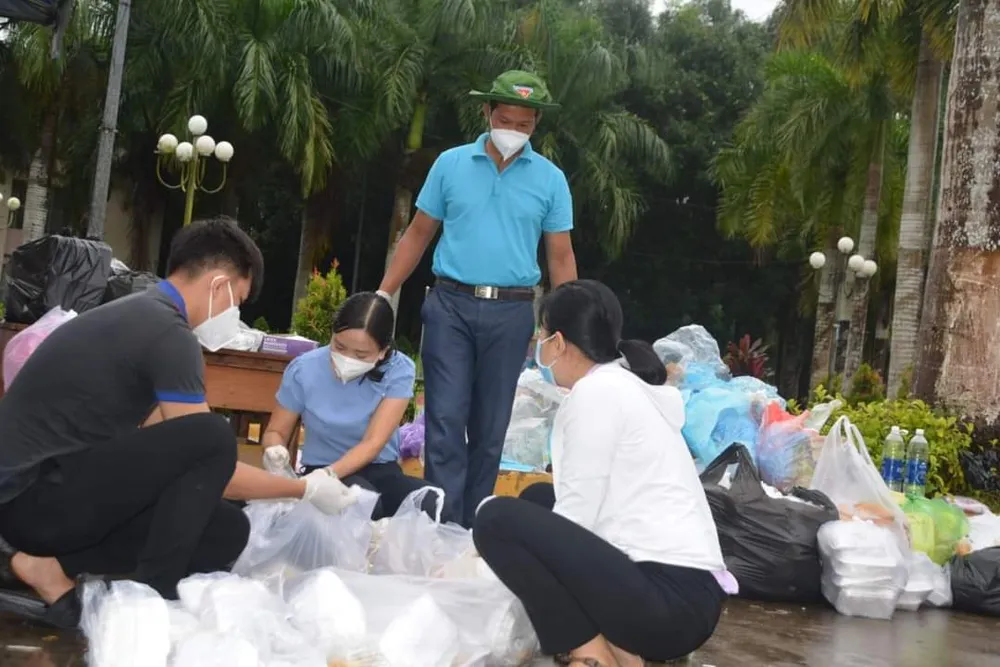 Sóc Trăng kiến nghị Chính phủ hỗ trợ khẩn cấp nhân lực và vật tư y tế ảnh 2