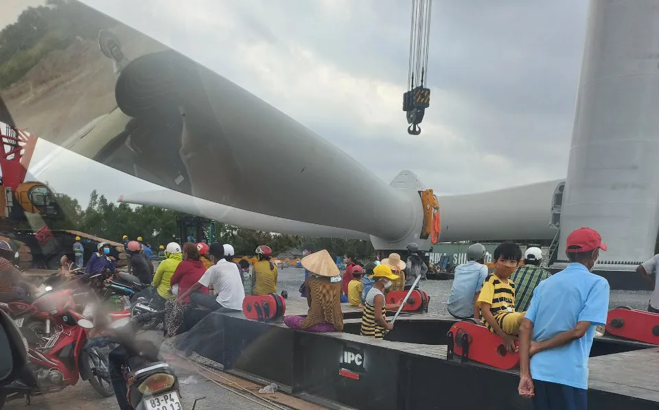 Sóc Trăng tập trung giải quyết vướng mắc tại các dự án điện gió ảnh 5