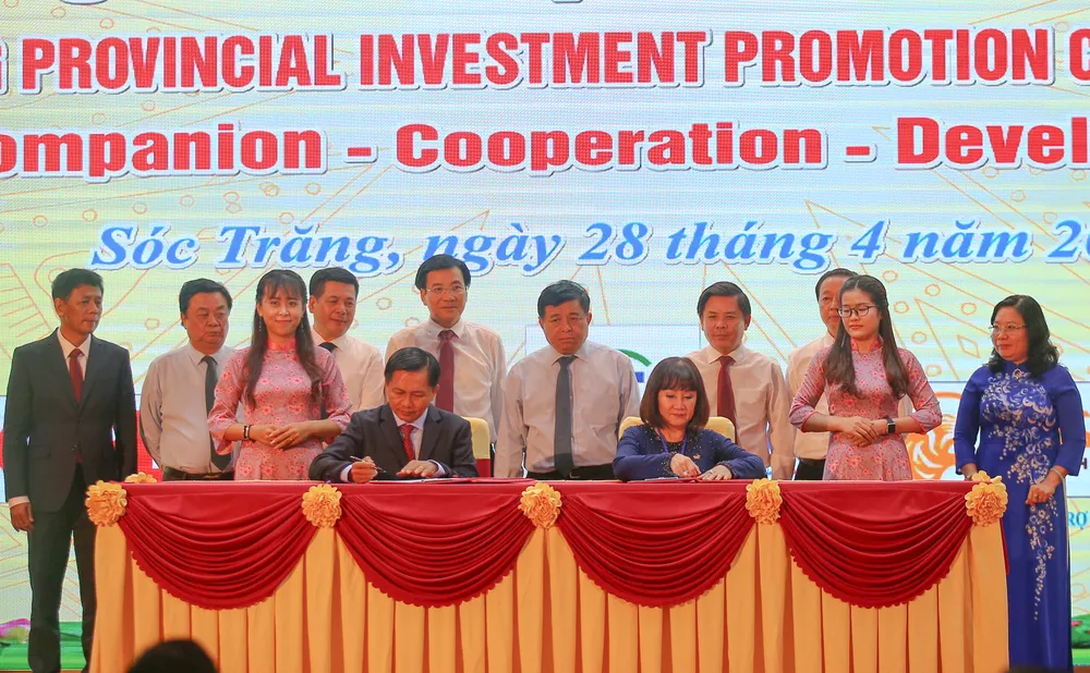 Thủ tướng Phạm Minh Chính: Tập trung xây dựng hệ sinh thái môi trường đầu tư ảnh 2