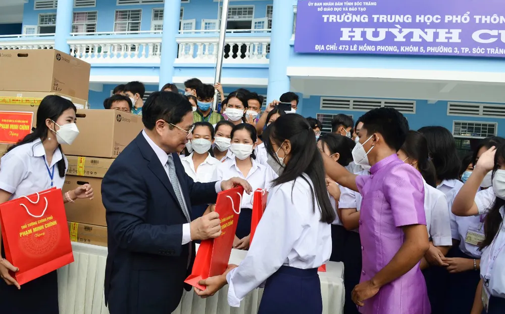 Thủ tướng Phạm Minh Chính: Tập trung xây dựng hệ sinh thái môi trường đầu tư ảnh 7