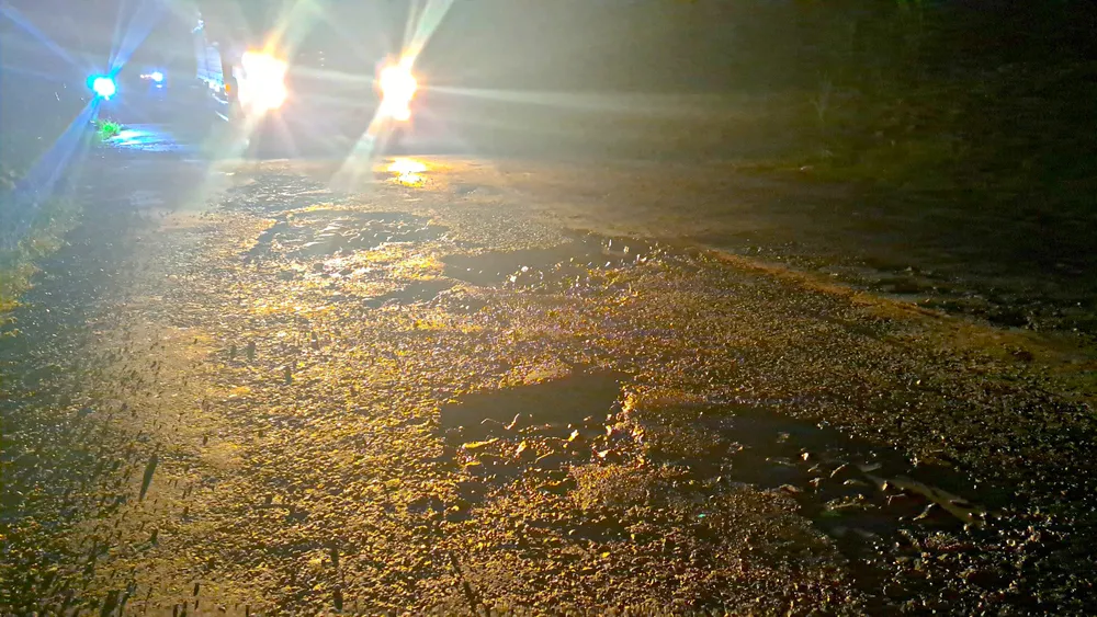 Mặt đường nát như tương trên tuyến Nam Sông Hậu