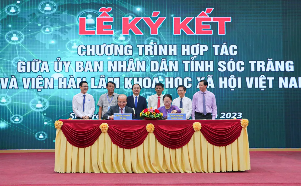UBND tỉnh Sóc Trăng ký kết hợp tác với Viện Hàn lâm khoa học xã hội Việt Nam UBND tỉnh Sóc Trăng ký kết hợp tác với Viện Hàn lâm khoa học xã hội Việt Nam
