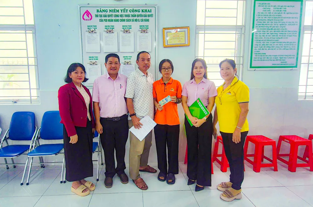 Chi nhánh NHCSXH TP Cần Thơ triển khai gói vay hỗ trợ cho sinh viên trang trải chi phí học tập