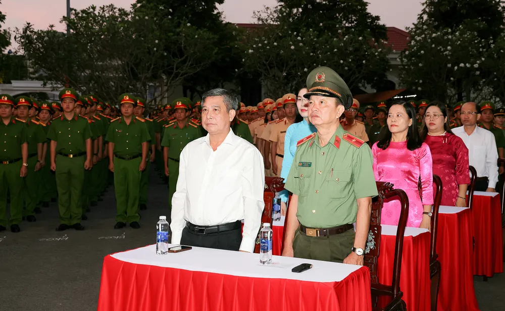 Chủ tịch Ủy ban bầu cử TP Cần Thơ Đồng Văn Thanh dự lễ khai mạc bầu cử sớm tại Tổ bầu cử số 23