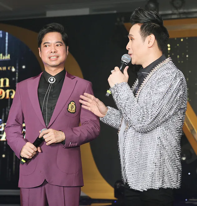 Nguyên Vũ ra mắt album “Dấu ấn vàng son” kỷ niệm 25 năm ca hát  ảnh 4