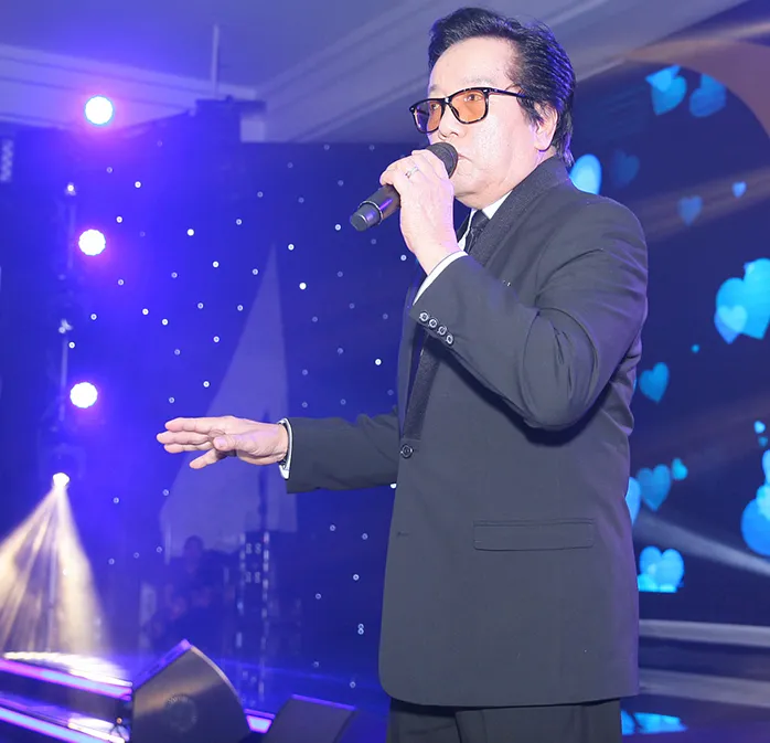 Nguyên Vũ ra mắt album “Dấu ấn vàng son” kỷ niệm 25 năm ca hát  ảnh 5