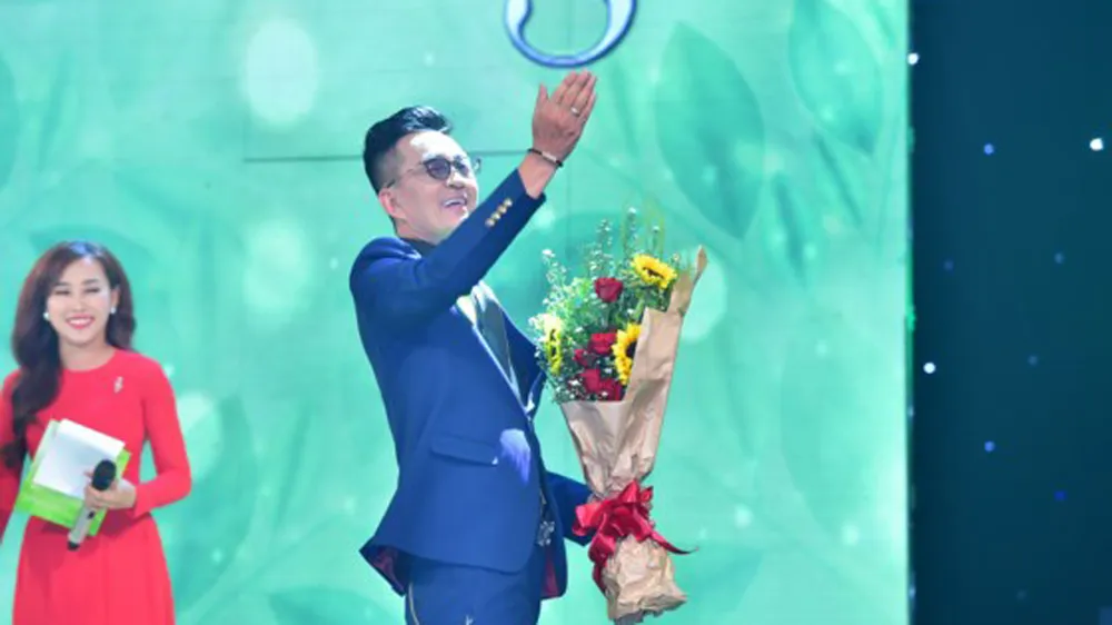 “Hot boy U60” tranh quán quân Tiếng hát mãi xanh 2017 ảnh 1