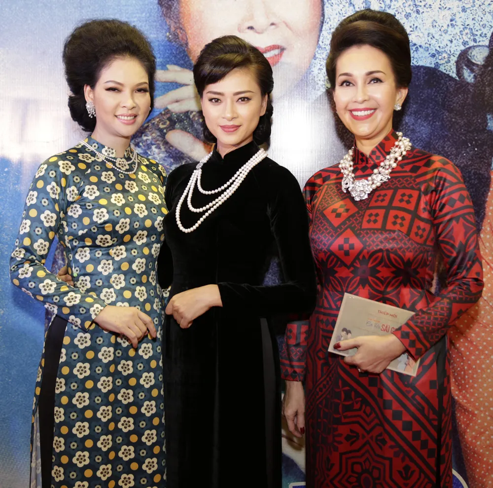 Dàn sao Việt diện áo dài mừng “Cô ba Sài Gòn“ ảnh 2