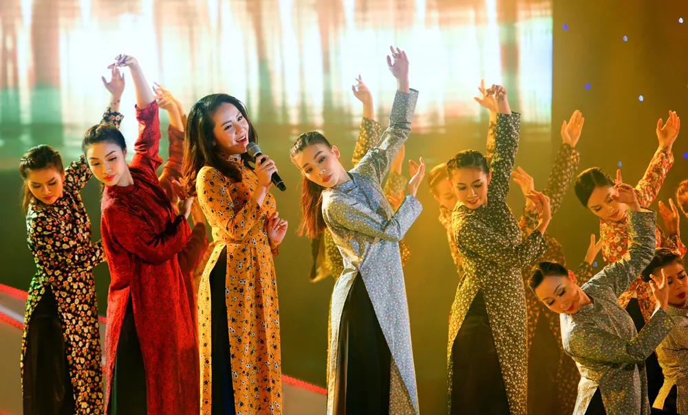 Hàng ngàn khán giả hòa nhịp cùng Khát vọng trẻ ảnh 3