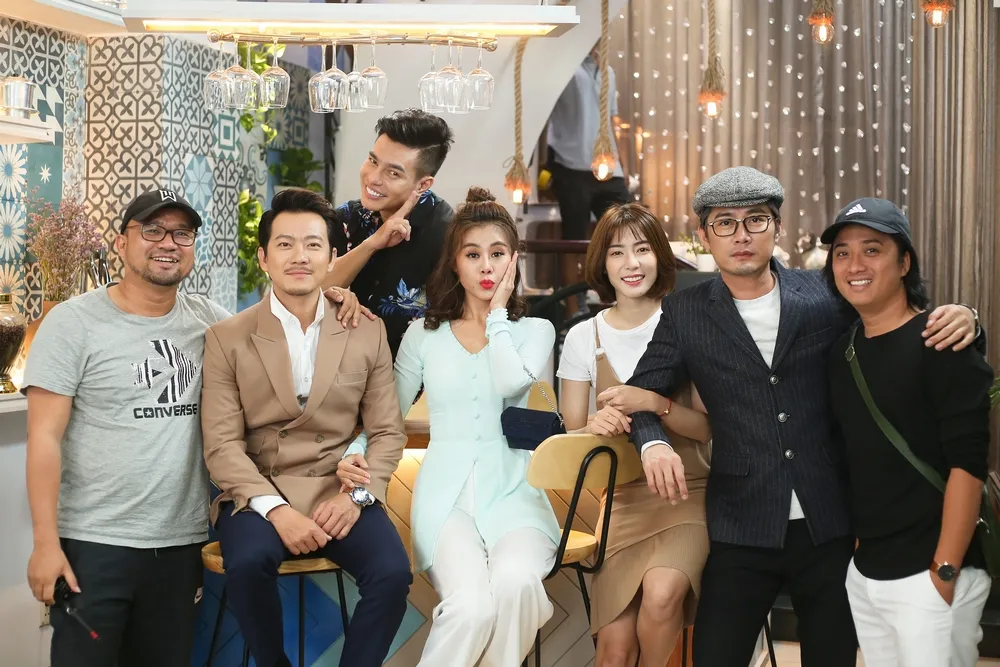 “Kiều nữ làng hài” Nam Thư may 300 áo bà ba cho phim mới ảnh 3