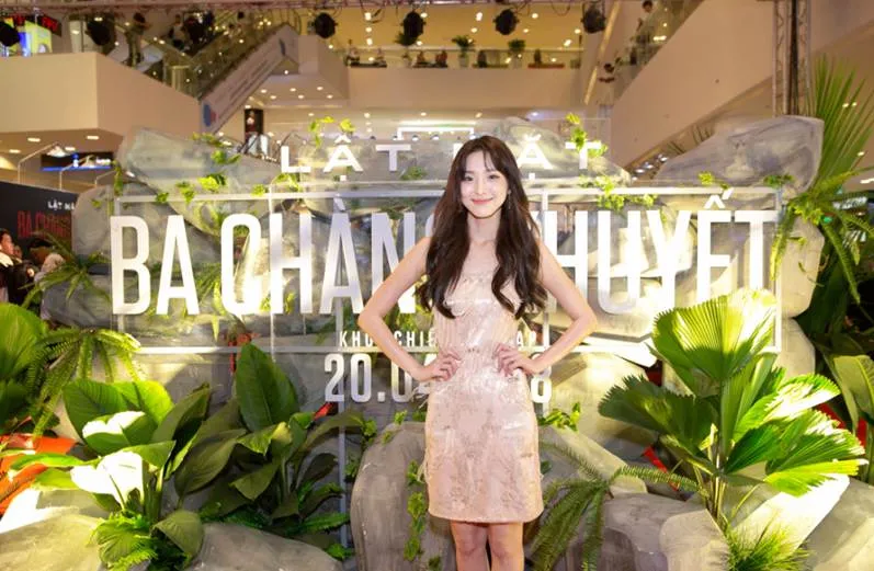 Lý Hải đưa cả 4 con lên thảm đỏ ảnh 12