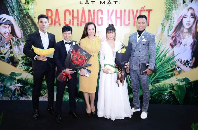 Lý Hải đưa cả 4 con lên thảm đỏ ảnh 6