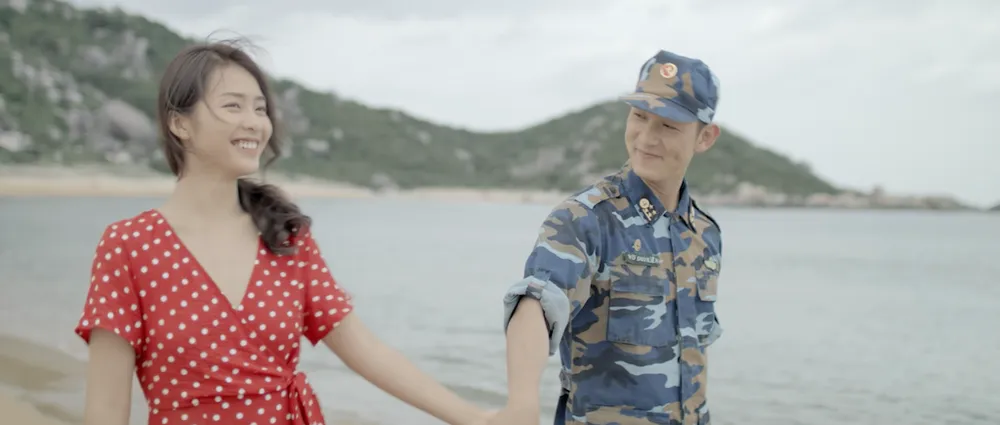 "Hậu duệ mặt trời" Việt tung MV nhạc phim cuốn hút  ảnh 1