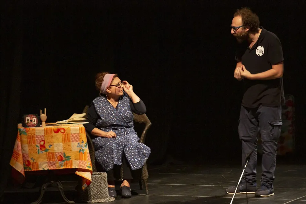 Bậc thầy ngôn ngữ hình thể người Ý lần đầu trình diễn tại Việt Nam ảnh 2