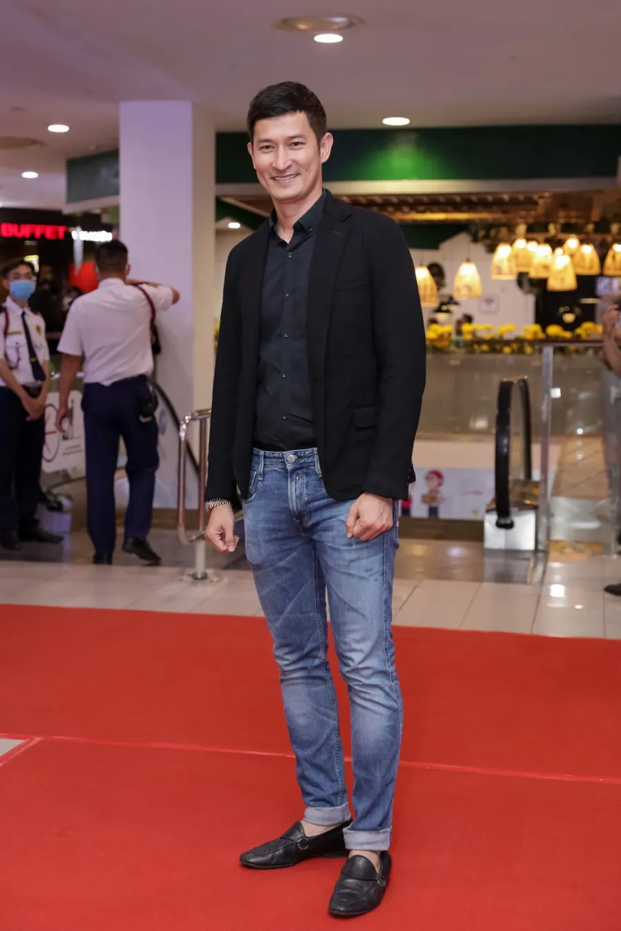 Nắng 3: Lời hứa của cha ra mắt hút dàn sao Việt ảnh 8