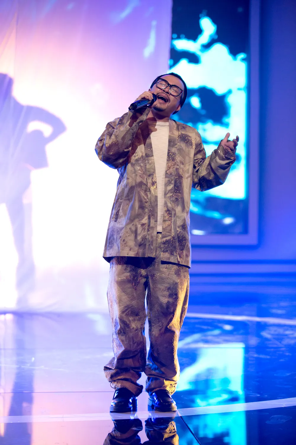 Rapper Hà Lê mang bài hát phòng chống Covid-19 lên sóng truyền hình ảnh 1