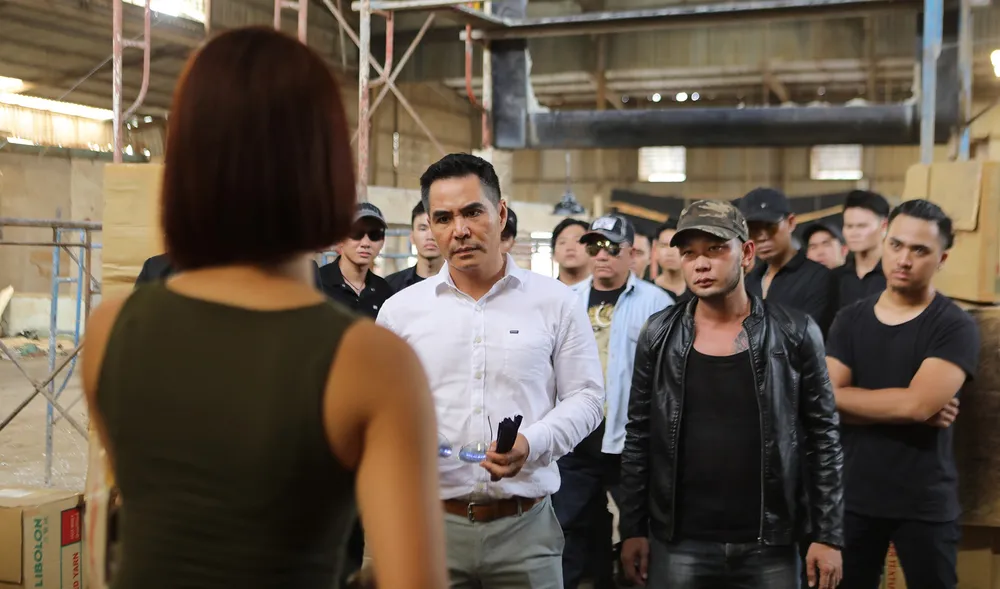 Thúy Ngân tập võ, bắn cung thử làm “đả nữ” ảnh 3