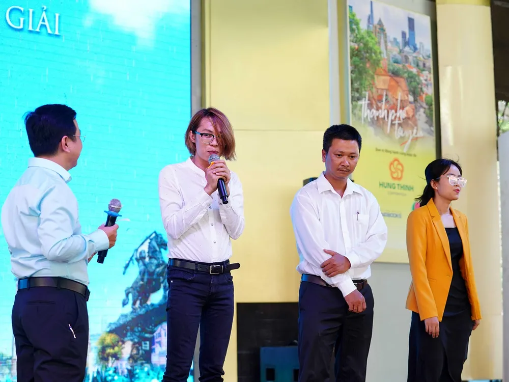 Trao giải cuộc thi và ra mắt cuốn sách Sài Gòn - Thành phố tôi yêu ảnh 2