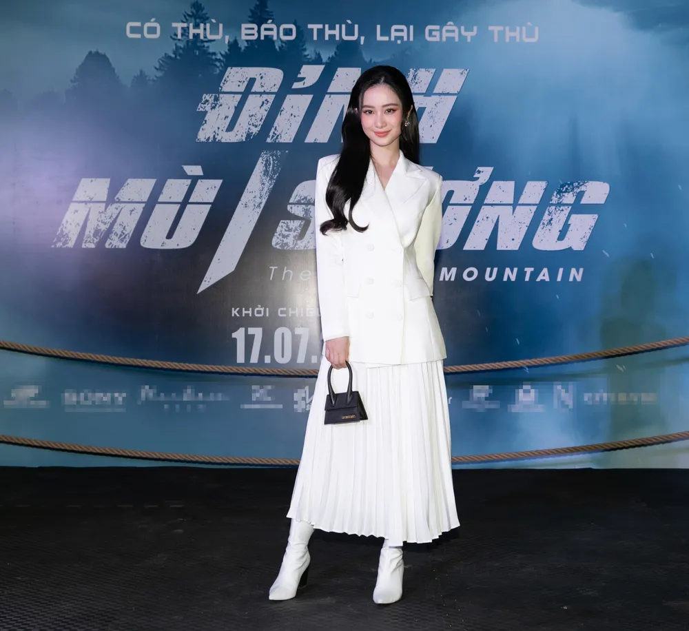 Ngô Thanh Vân và dàn sao háo hức xem phim võ thuật Việt ảnh 8